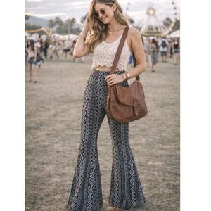 Shosho Womens Boho Print Flare Leggings Size M Festival Retro 70s Coachella